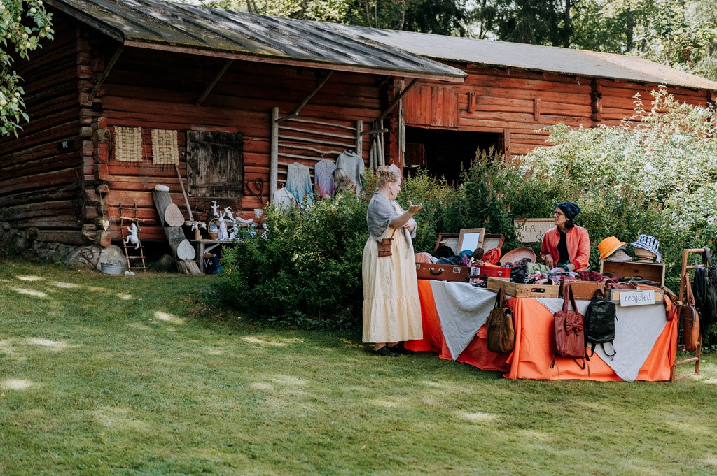 Sepänmäen suositut maalaismarkkinat pidetään elokuussa.